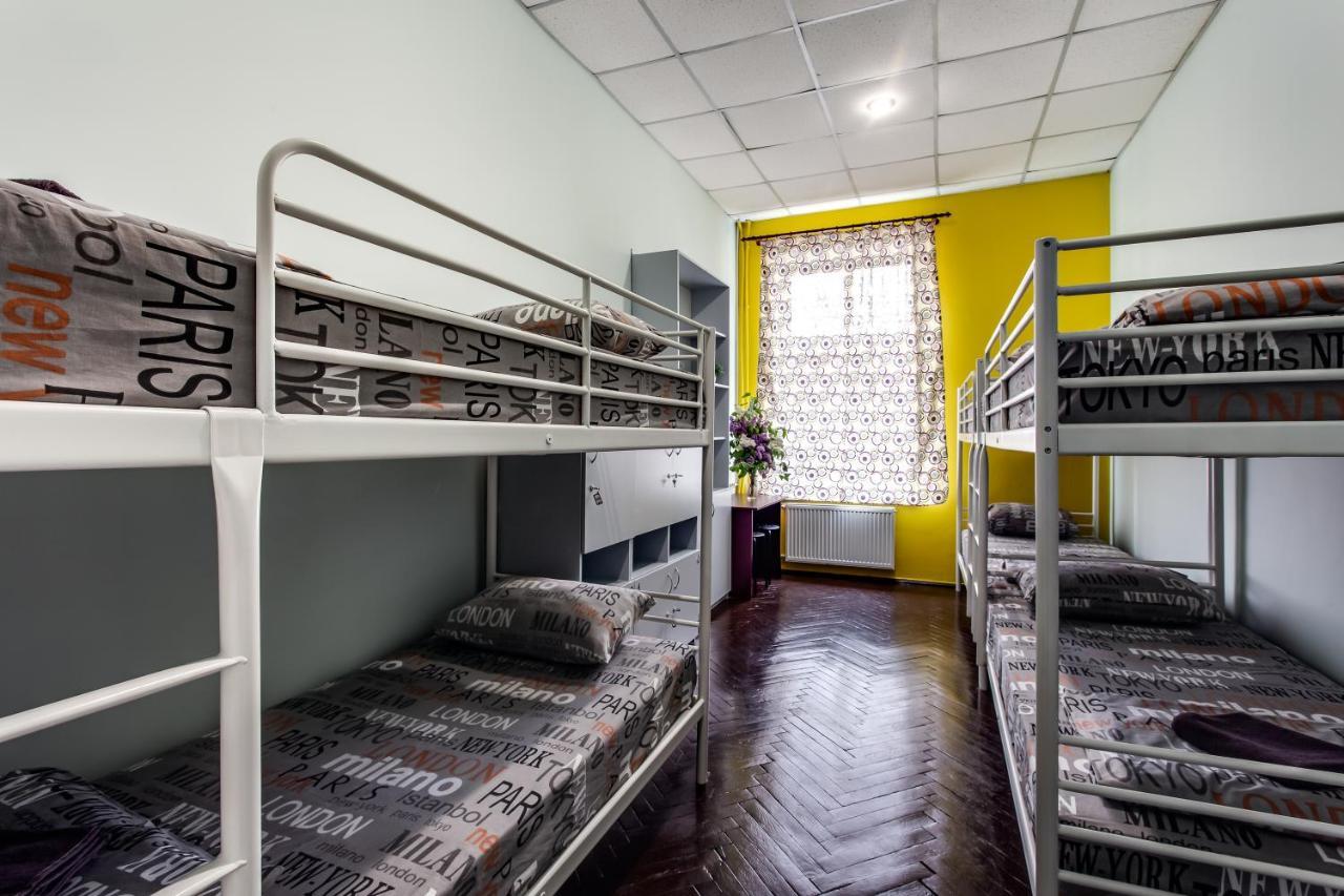 Mister Hostel Lviv Eksteriør bilde