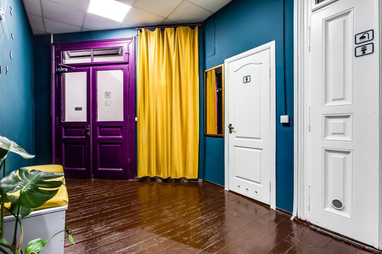 Mister Hostel Lviv Eksteriør bilde