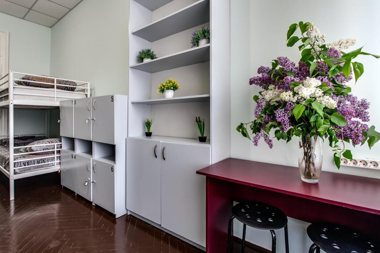 Mister Hostel Lviv Eksteriør bilde