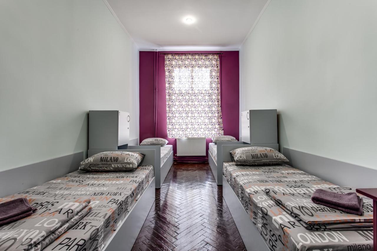 Mister Hostel Lviv Eksteriør bilde
