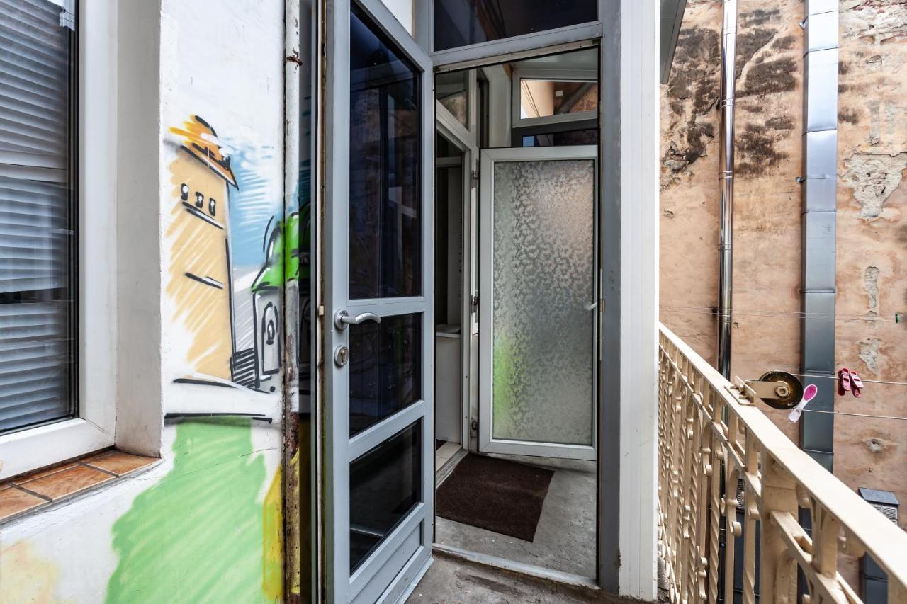 Mister Hostel Lviv Eksteriør bilde