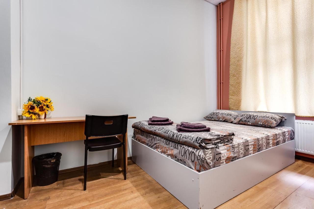 Mister Hostel Lviv Eksteriør bilde