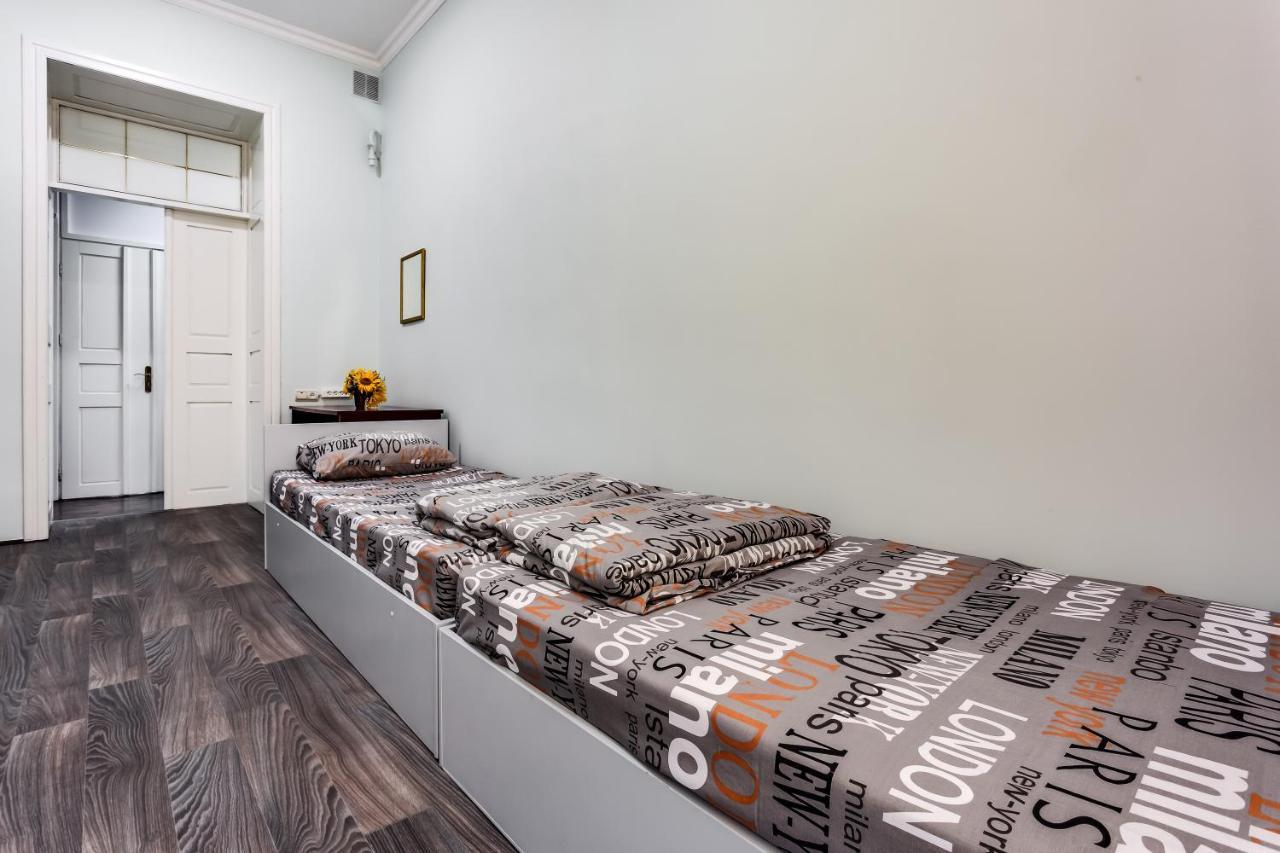 Mister Hostel Lviv Eksteriør bilde