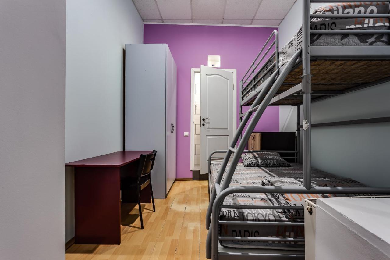 Mister Hostel Lviv Eksteriør bilde